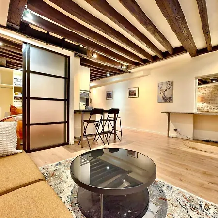 아파트 Loft For 4 By Chatelet & Montorgueil & Metro N2-46 파리